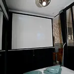 Lägenhet Loveroom La Petite Avec *