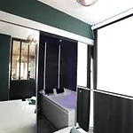 Loveroom La Petite Avec Brest
