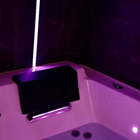 Loveroom La Petite Avec Appartamento