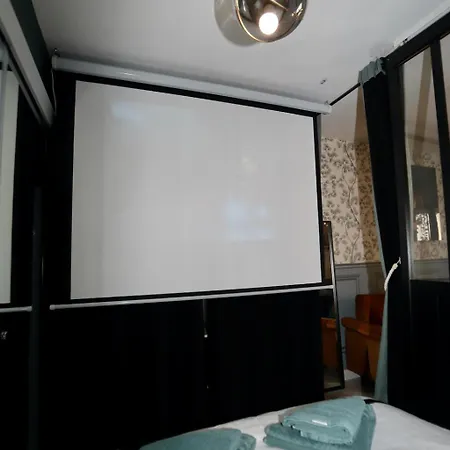 Appartamento Loveroom La Petite Avec *