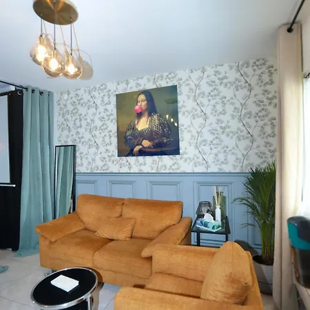 Lägenhet Loveroom La Petite Avec