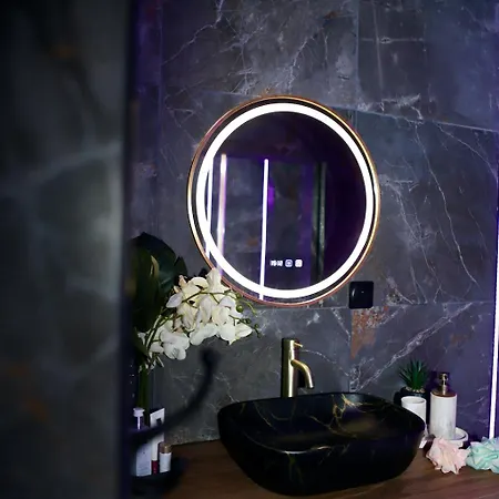 Loveroom La Petite Avec Brest