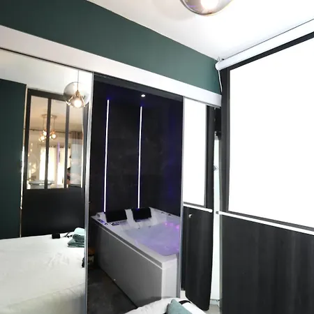 Loveroom La Petite Avec Brest