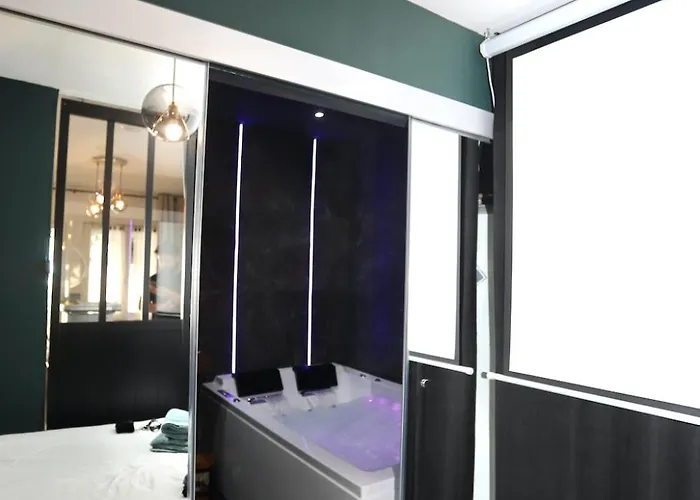 Loveroom La Petite Avec Breszt