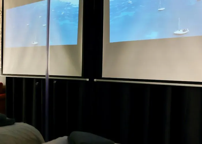 Loveroom La Petite Avec Apartman