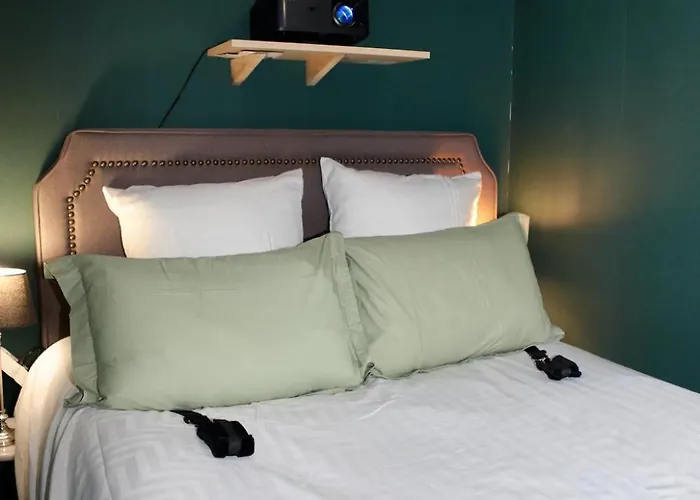 Apartman Loveroom La Petite Avec